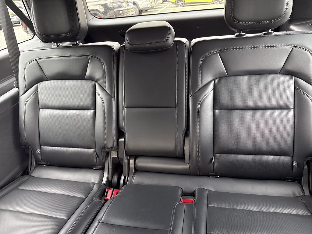 2025 Gray Mist Metallic Tri-Coat Lincoln Navigator L Reserve 4X4 SUV