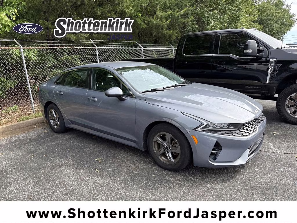 2023 Everlasting Silver Kia K5 LXS FWD Sedan