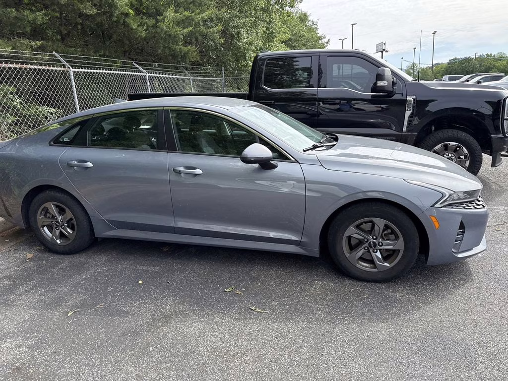 2023 Everlasting Silver Kia K5 LXS FWD Sedan