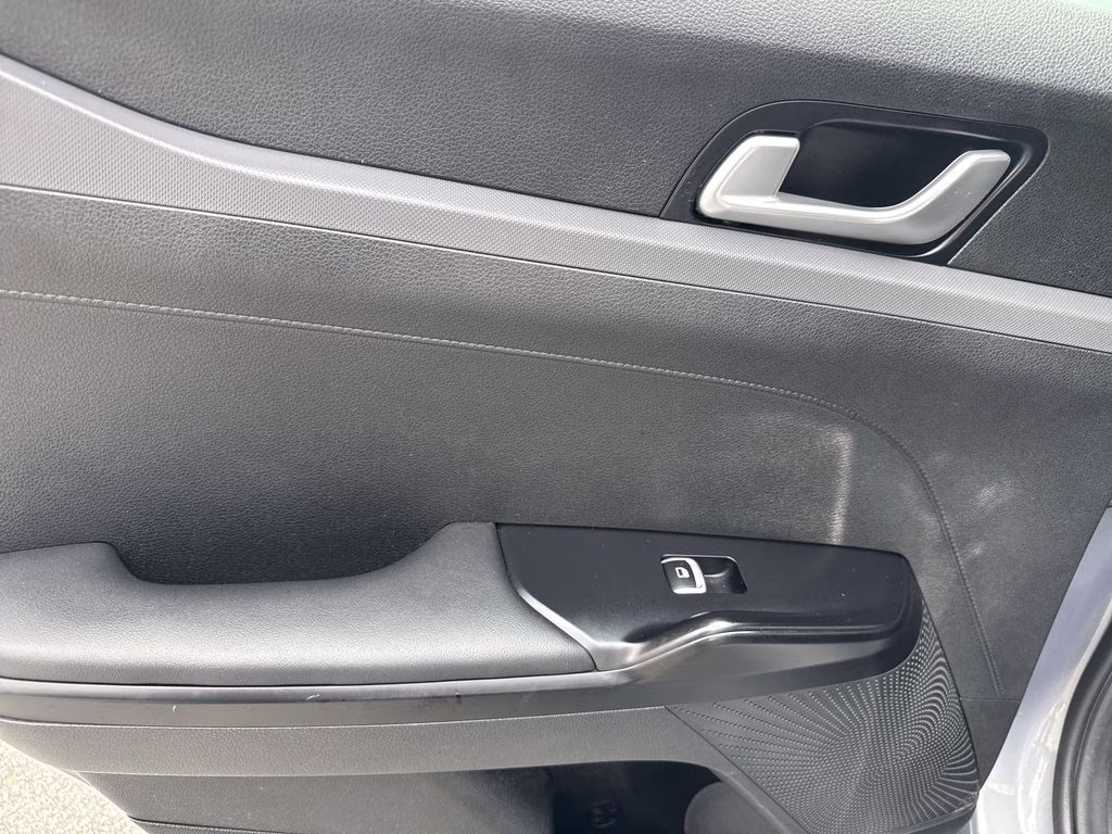 2023 Everlasting Silver Kia K5 LXS FWD Sedan