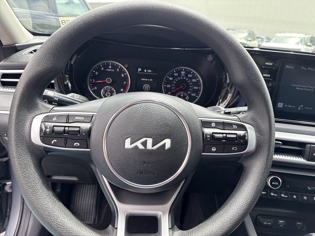 2023 Everlasting Silver Kia K5 LXS FWD Sedan