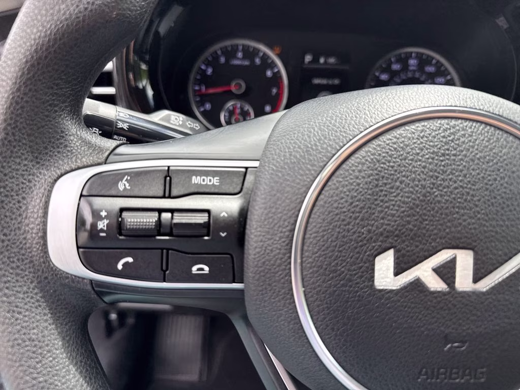 2023 Everlasting Silver Kia K5 LXS FWD Sedan