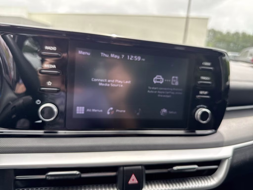 2023 Everlasting Silver Kia K5 LXS FWD Sedan