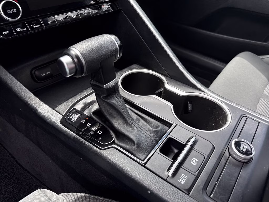 2023 Everlasting Silver Kia K5 LXS FWD Sedan
