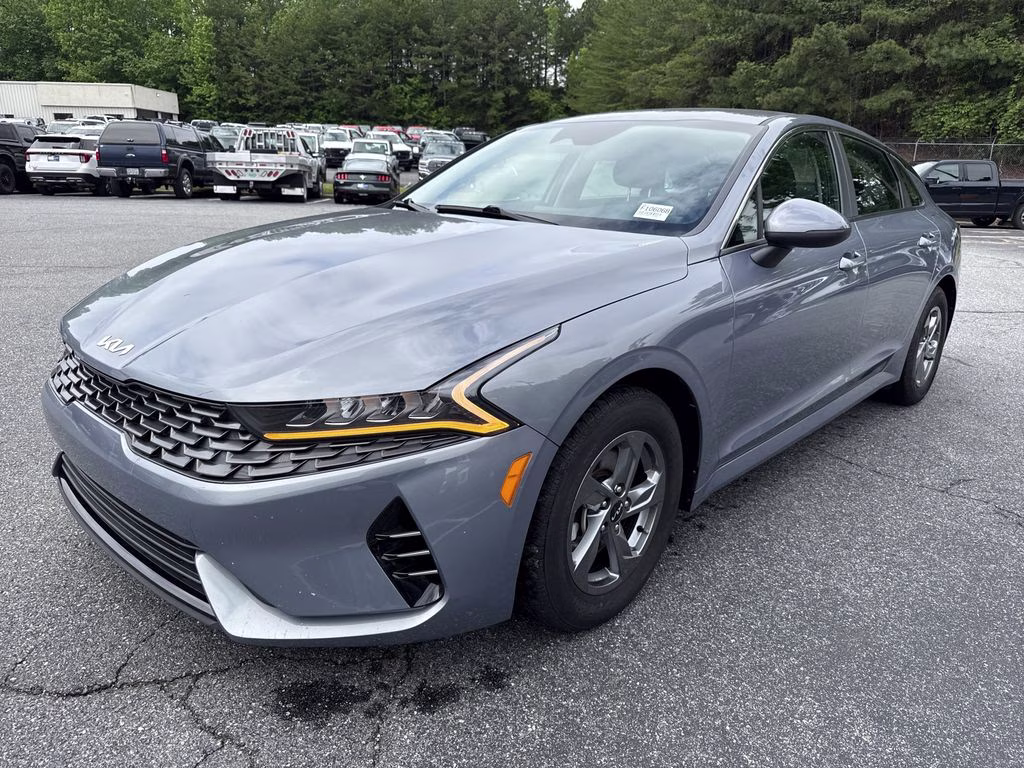 2023 Everlasting Silver Kia K5 LXS FWD Sedan