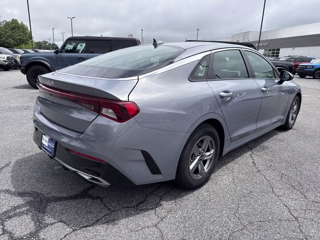 2023 Everlasting Silver Kia K5 LXS FWD Sedan