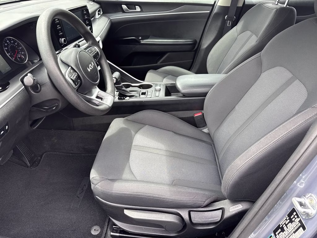 2023 Everlasting Silver Kia K5 LXS FWD Sedan