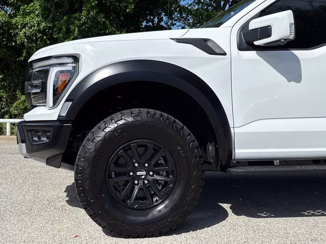 2026 Oxford White Ford F-150 Raptor 4X4 Truck