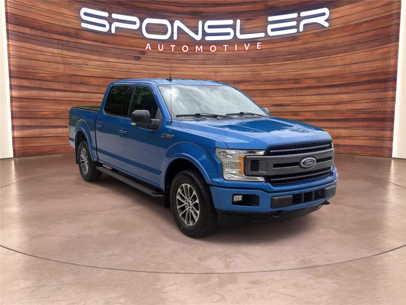 2019 Velocity Blue Ford F-150 XLT 4X4 Truck