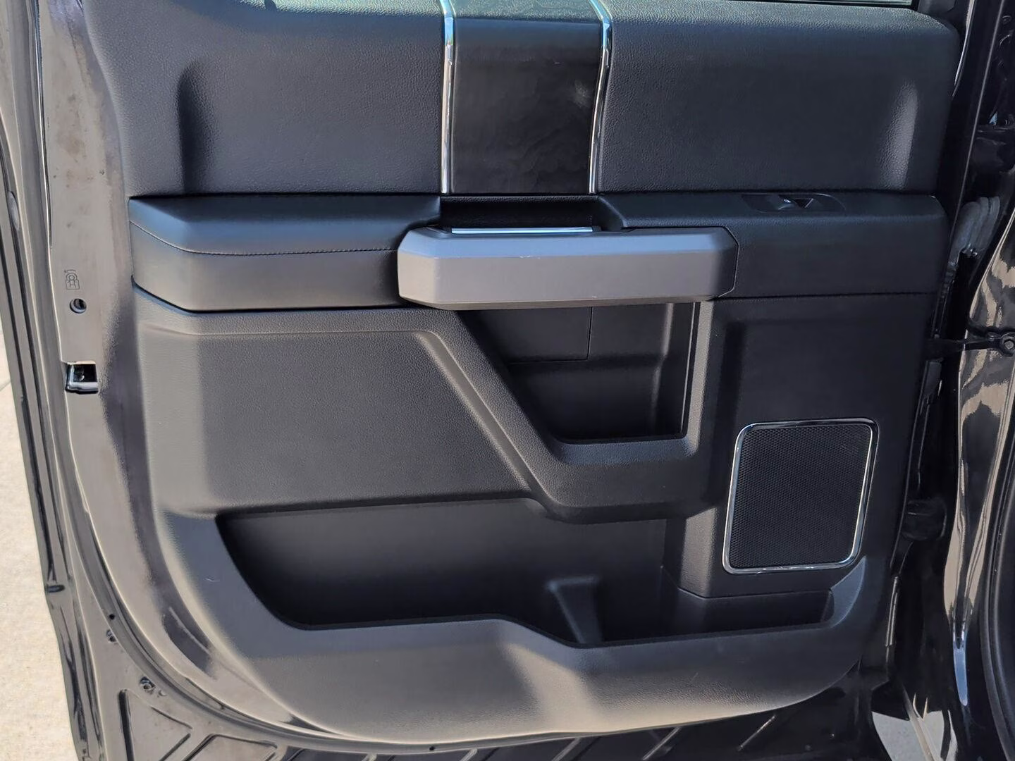 2019 Agate Black Ford F150 SUPERCREW Platinum 4X4 Truck