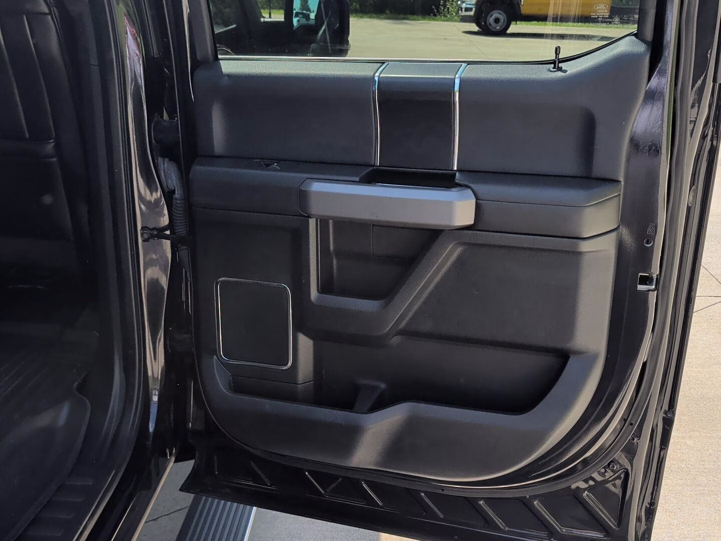 2019 Agate Black Ford F150 SUPERCREW Platinum 4X4 Truck