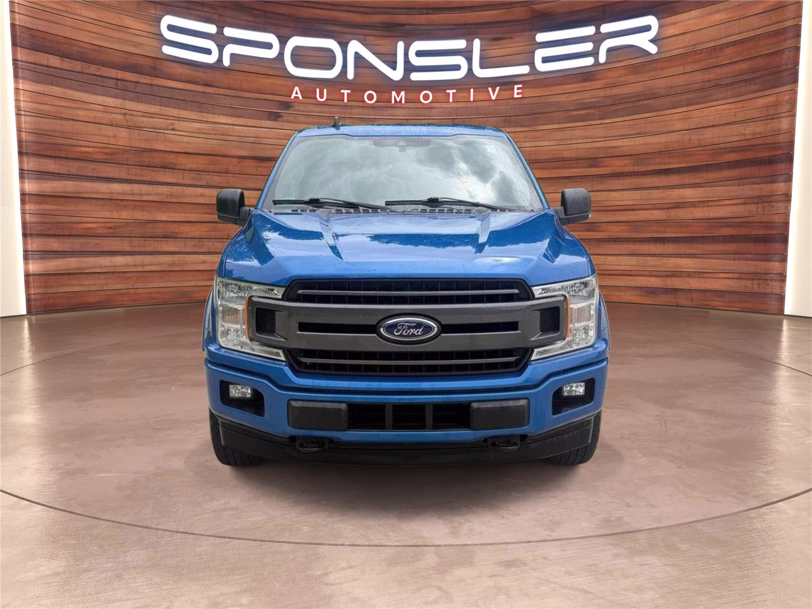2019 Velocity Blue Ford F-150 XLT 4X4 Truck