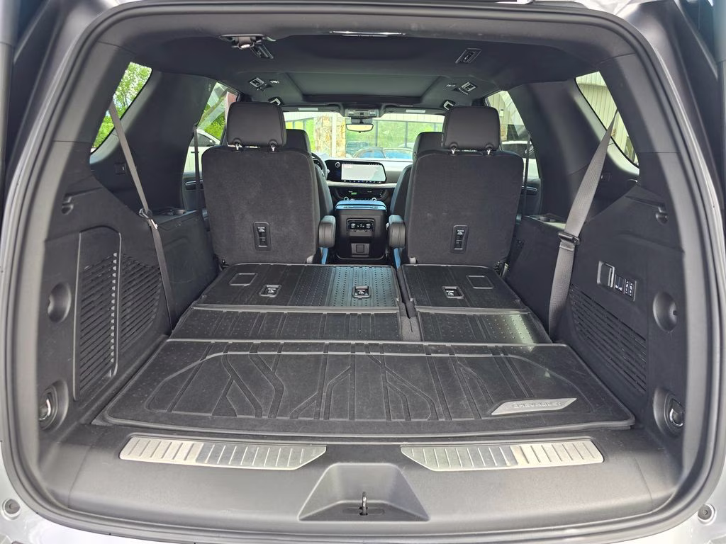 2025 Sterling Gray Metallic Chevrolet Tahoe Z71 4X4 SUV