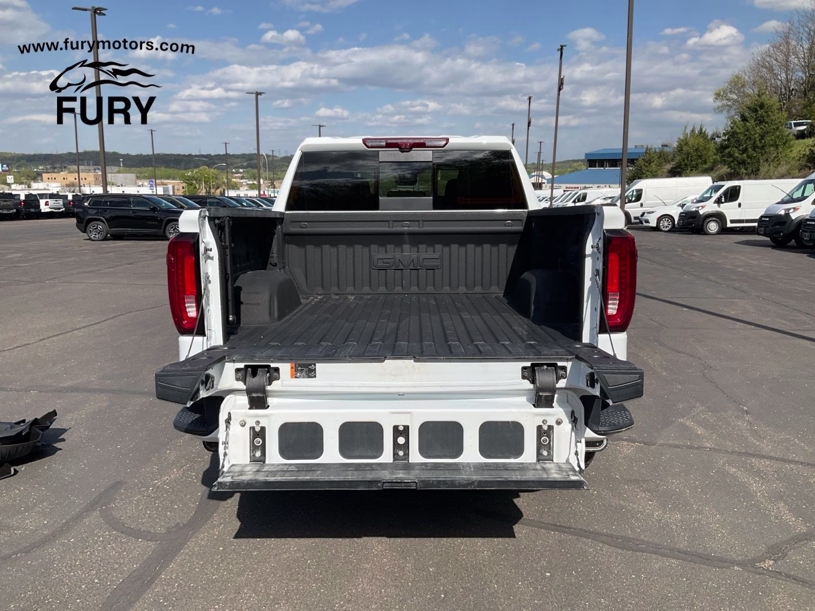 2025 Summit White GMC Sierra 1500 AT4 4X4 Truck