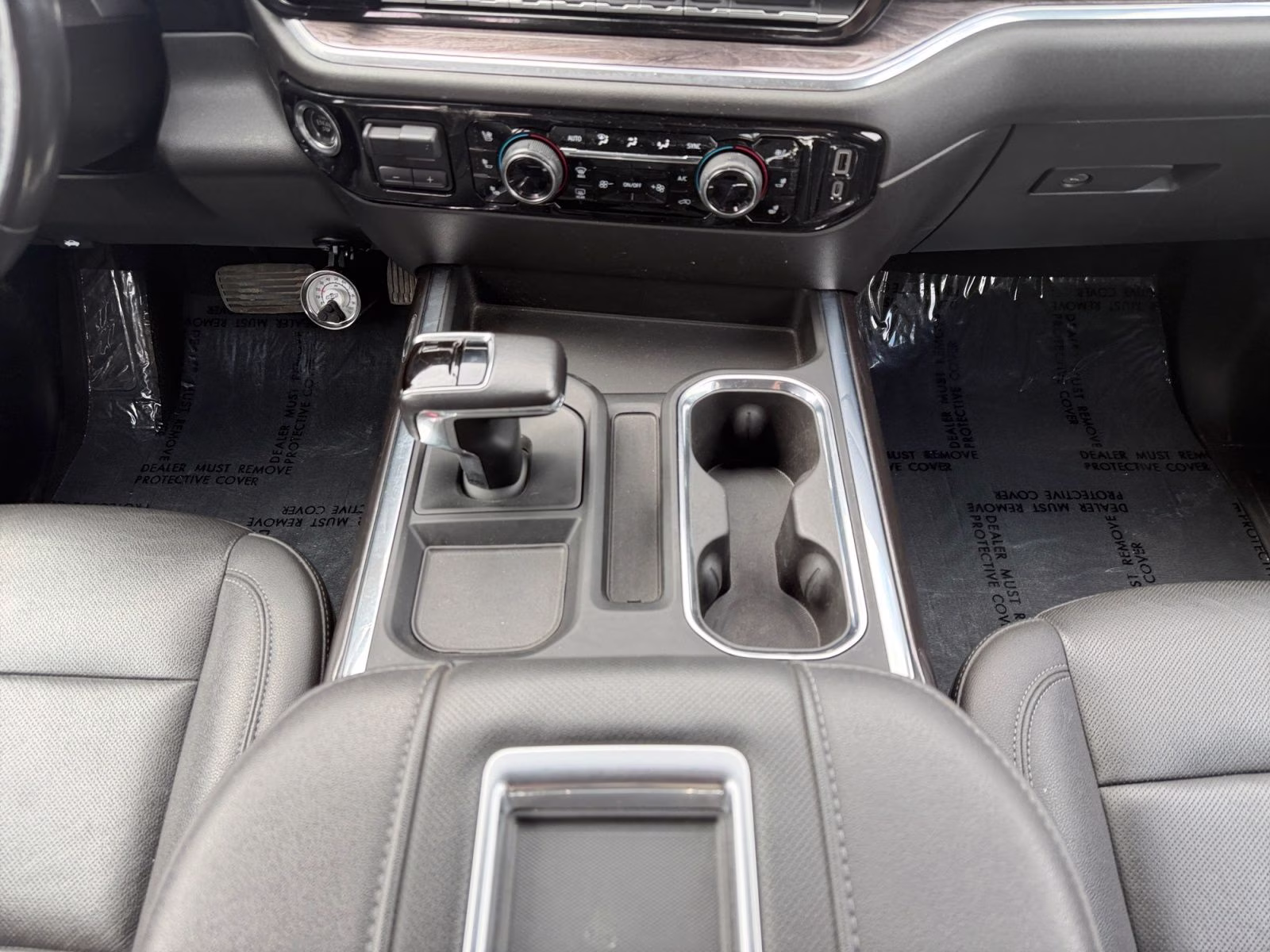2022 White Chevrolet Silverado 1500 LTZ 4X4 Truck