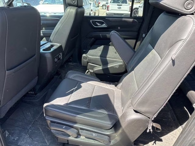 2021 Shadow Gray Metallic Chevrolet Suburban LT 4X4 SUV