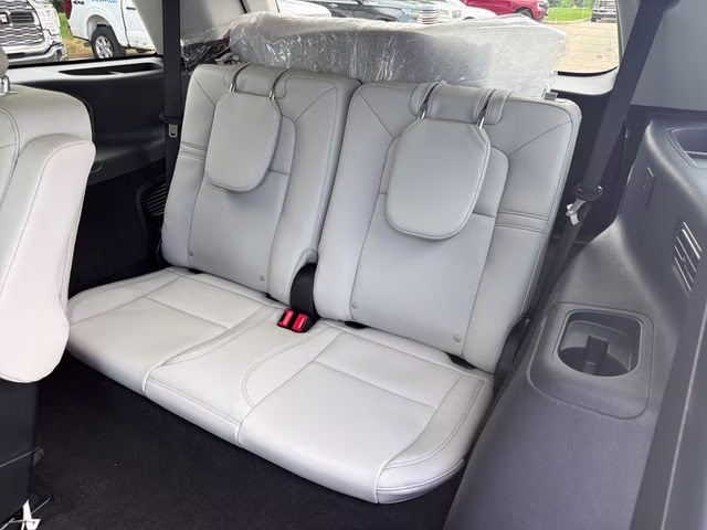 2026 Pristine White Metallic Tri-Coat Lincoln Aviator Premiere AWD SUV