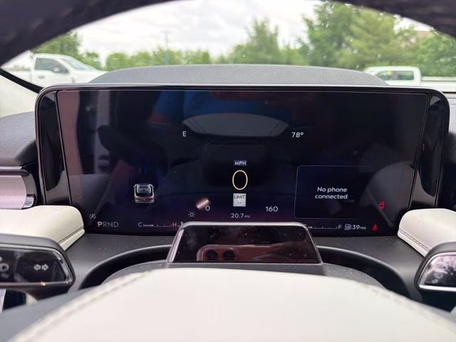 2026 Pristine White Metallic Tri-Coat Lincoln Aviator Premiere AWD SUV