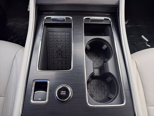 2026 Pristine White Metallic Tri-Coat Lincoln Aviator Premiere AWD SUV