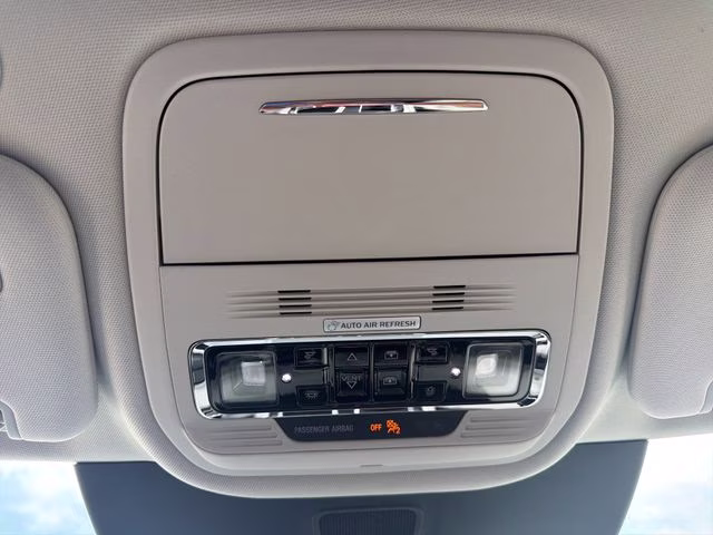 2026 Pristine White Metallic Tri-Coat Lincoln Aviator Premiere AWD SUV
