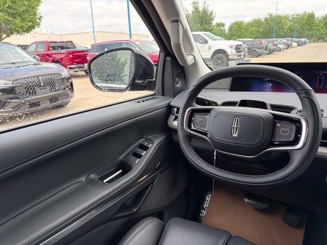2026 Infinite Black Metallic Clearcoat Lincoln Navigator Reserve 4X4 SUV
