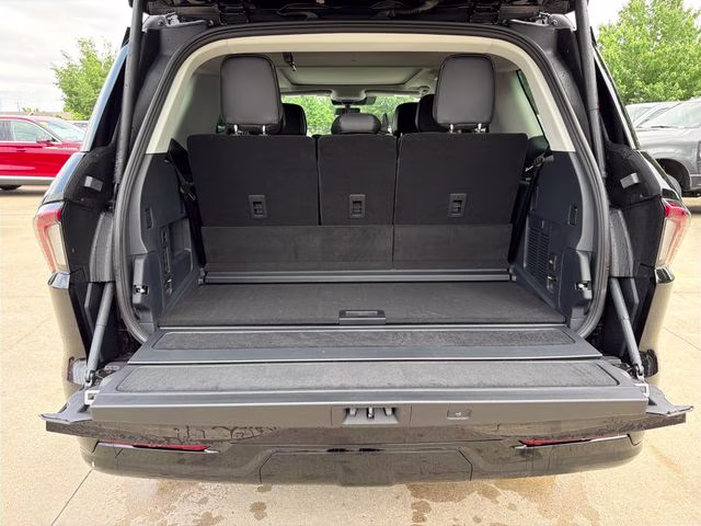 2026 Infinite Black Metallic Clearcoat Lincoln Navigator Reserve 4X4 SUV