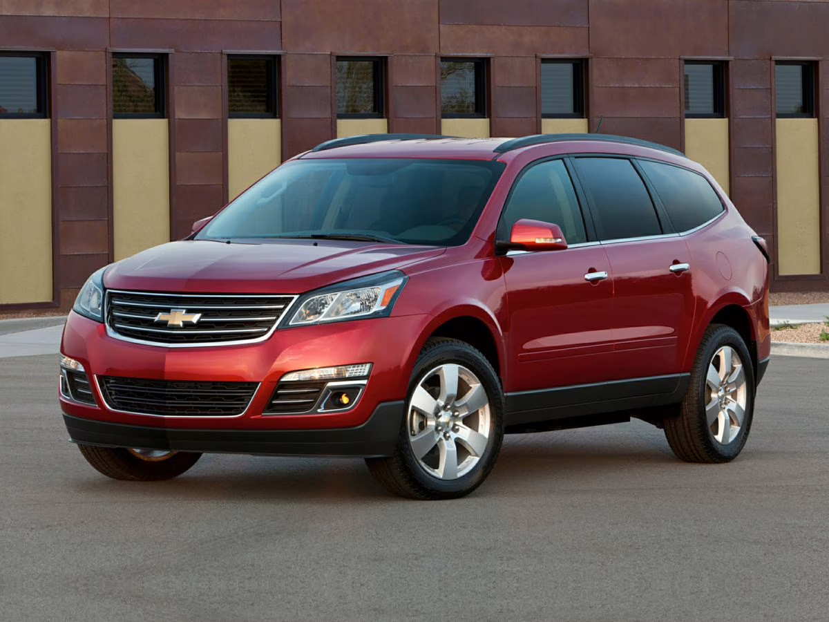 2017 Tungsten Metallic Chevrolet Traverse LT AWD SUV