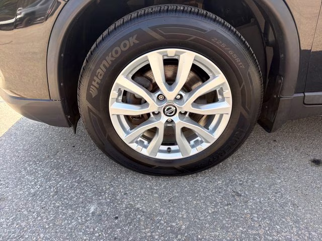 2018 Magnetic Black Nissan Rogue Hybrid SV AWD SUV