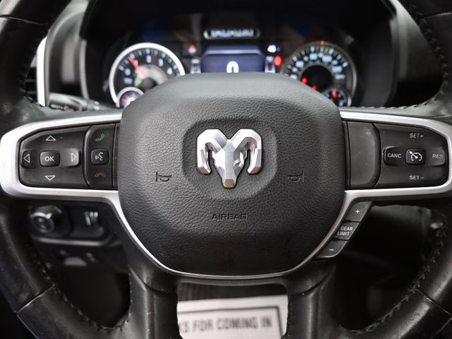 2022 Patriot Blue Pearlcoat Ram 1500 Big Horn/Lone Star 4X4 Truck