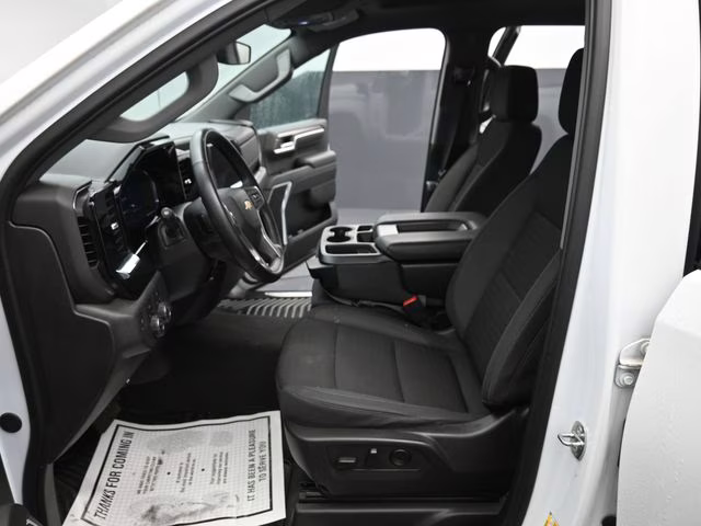 2024 Summit White Chevrolet Silverado 1500 LT 4X4 Truck