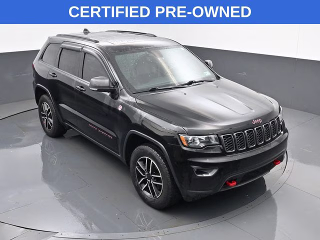2020 Diamond Black Crystal Pearlcoat Jeep Grand Cherokee Trailhawk 4X4 SUV