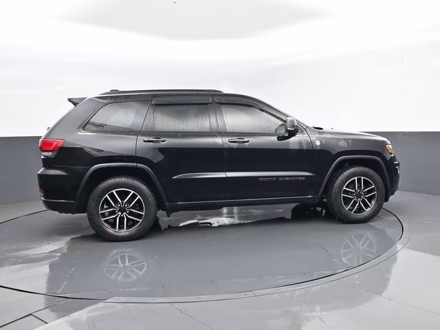 2020 Diamond Black Crystal Pearlcoat Jeep Grand Cherokee Trailhawk 4X4 SUV