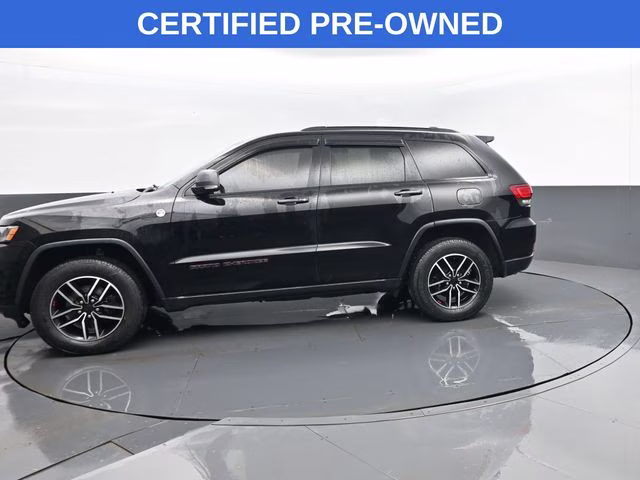 2020 Diamond Black Crystal Pearlcoat Jeep Grand Cherokee Trailhawk 4X4 SUV