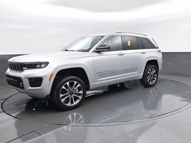 2023 Silver Zynith Jeep Grand Cherokee Overland 4X4 SUV