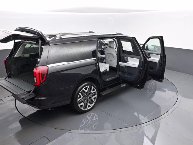 2026 Black Metallic Ford Expedition Max Platinum 4X4 SUV