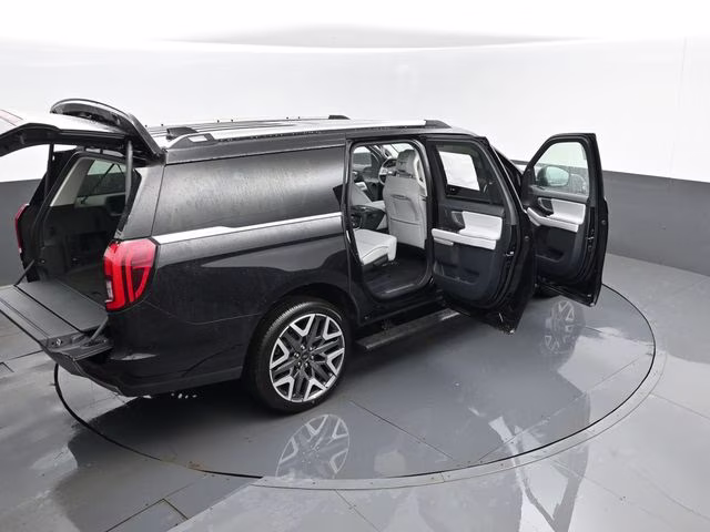 2026 Black Metallic Ford Expedition Max Platinum 4X4 SUV