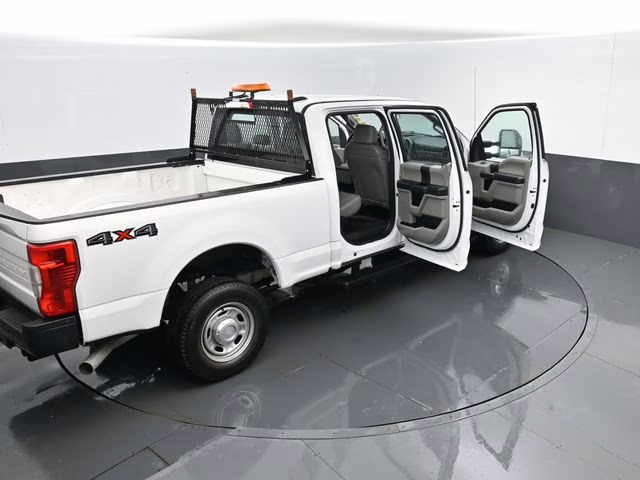 2020 Oxford White Ford Super Duty F-250 SRW XL 4X4 Truck