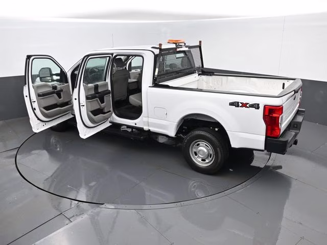 2020 Oxford White Ford Super Duty F-250 SRW XL 4X4 Truck