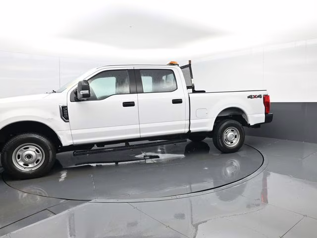2020 Oxford White Ford Super Duty F-250 SRW XL 4X4 Truck