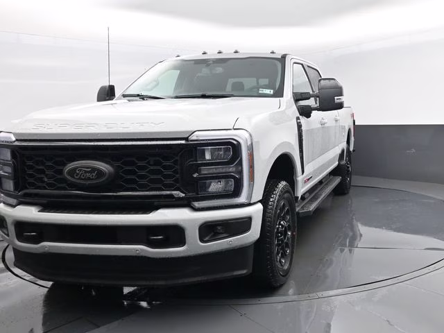 2026 Avalanche Ford Super Duty F-350 SRW 4X4 Truck