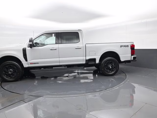 2026 Avalanche Ford Super Duty F-350 SRW 4X4 Truck