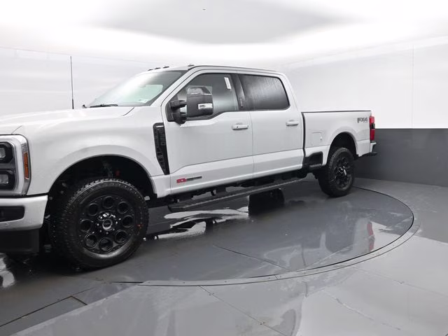 2026 Avalanche Ford Super Duty F-350 SRW Lariat 4X4 Truck