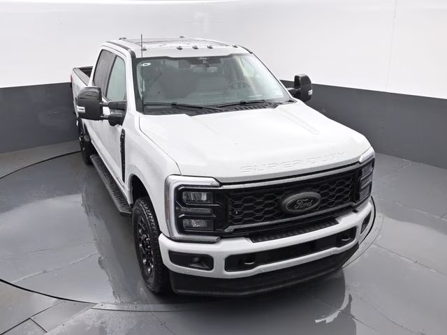 2026 Avalanche Ford Super Duty F-350 SRW Lariat 4X4 Truck