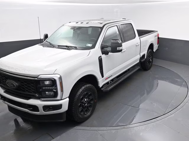 2026 Avalanche Ford Super Duty F-350 SRW Lariat 4X4 Truck