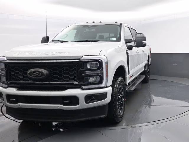 2026 Avalanche Ford Super Duty F-350 SRW Lariat 4X4 Truck