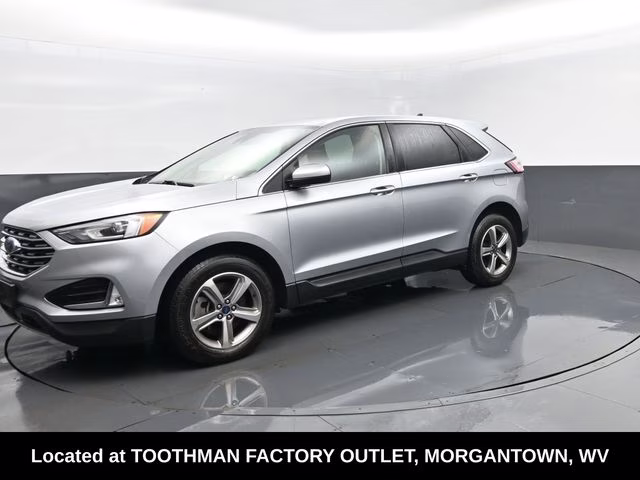 2022 Silver Metallic Ford Edge SEL AWD SUV