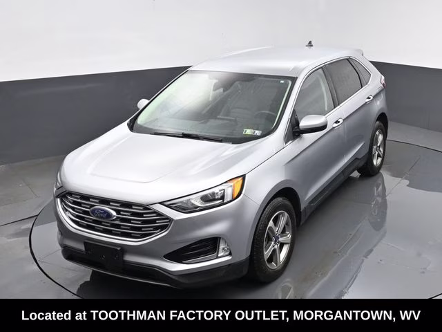 2022 Silver Metallic Ford Edge SEL AWD SUV