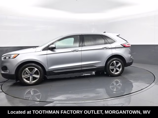 2022 Silver Metallic Ford Edge SEL AWD SUV