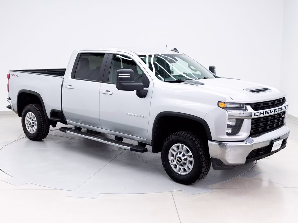 2021 Silver Ice Metallic Chevrolet Silverado 2500HD LT 4X4 Truck
