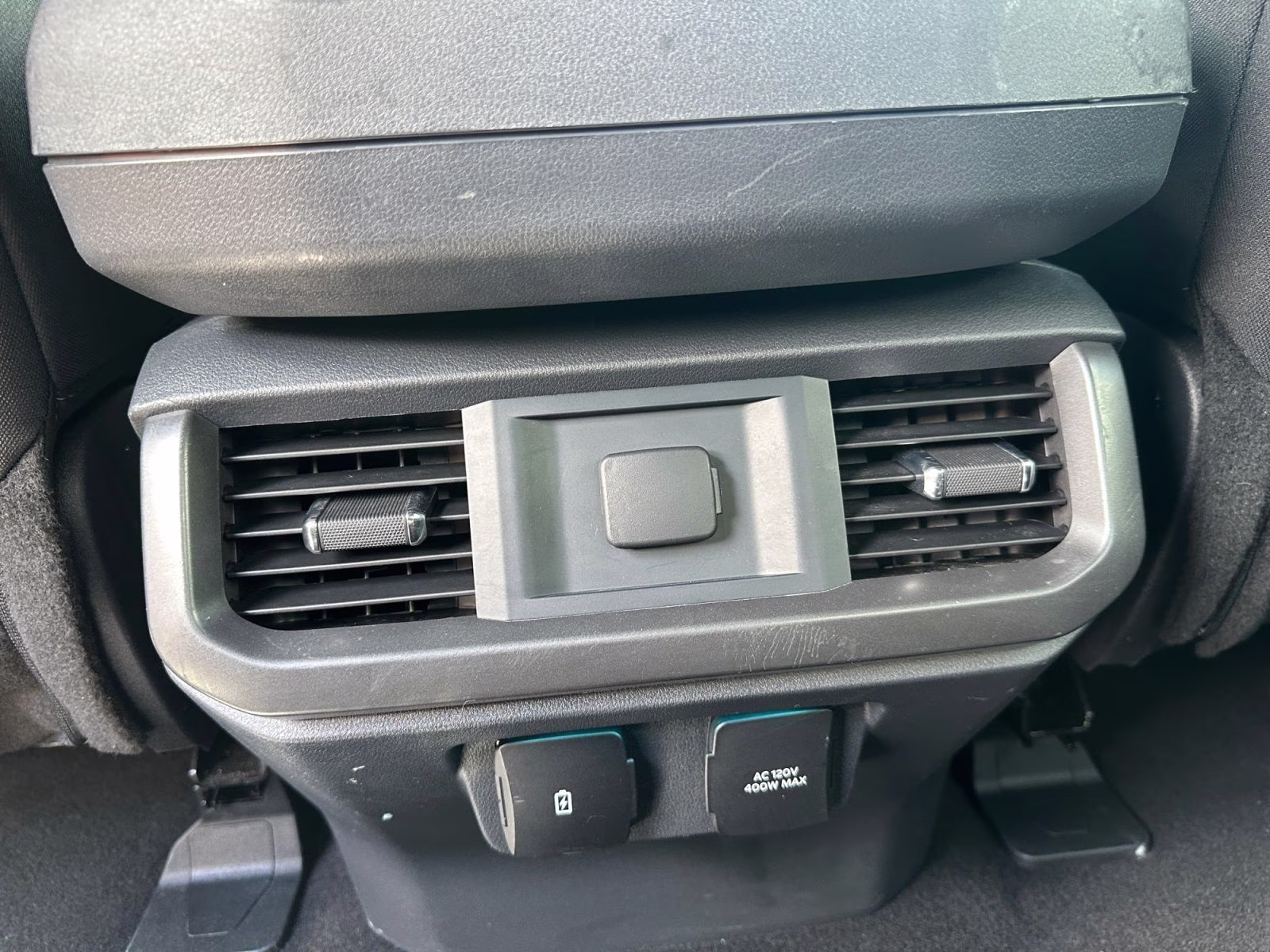 2024 Agate Black Metallic Ford F-150 XLT 4X4 Truck